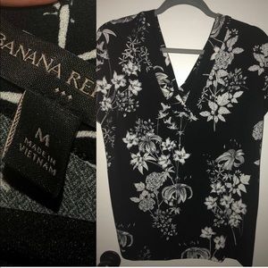 Banana Republic V Neck Blouse